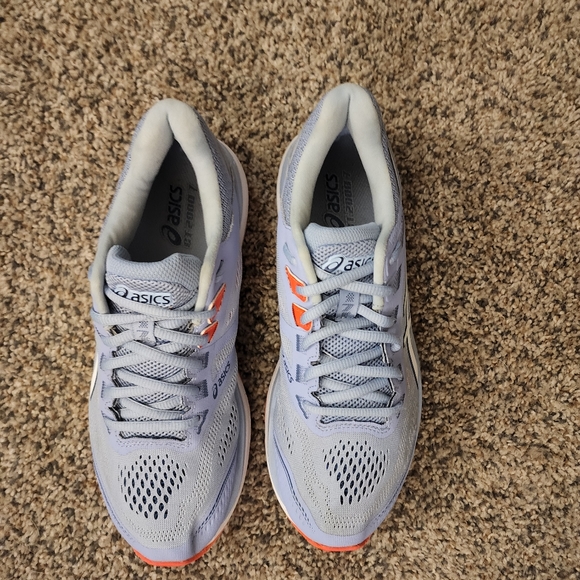 Adidas Cloudfoam - Size 9.5 - Picture 10 of 11